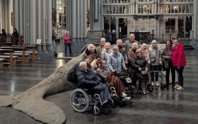 Besuch der Ausstellung „THE CAST WHALE PROJECT“ im St. Viktor Dom