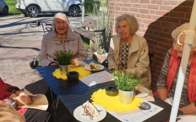Besuch im neuen Café „Coffee Break“