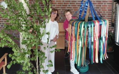 Maibaumaufstellen zum 1. Mai in Kevelaer